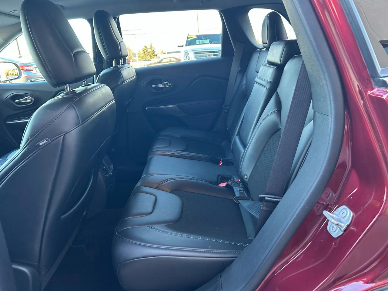 Jeep Cherokee Latitude Plus FWD 2019