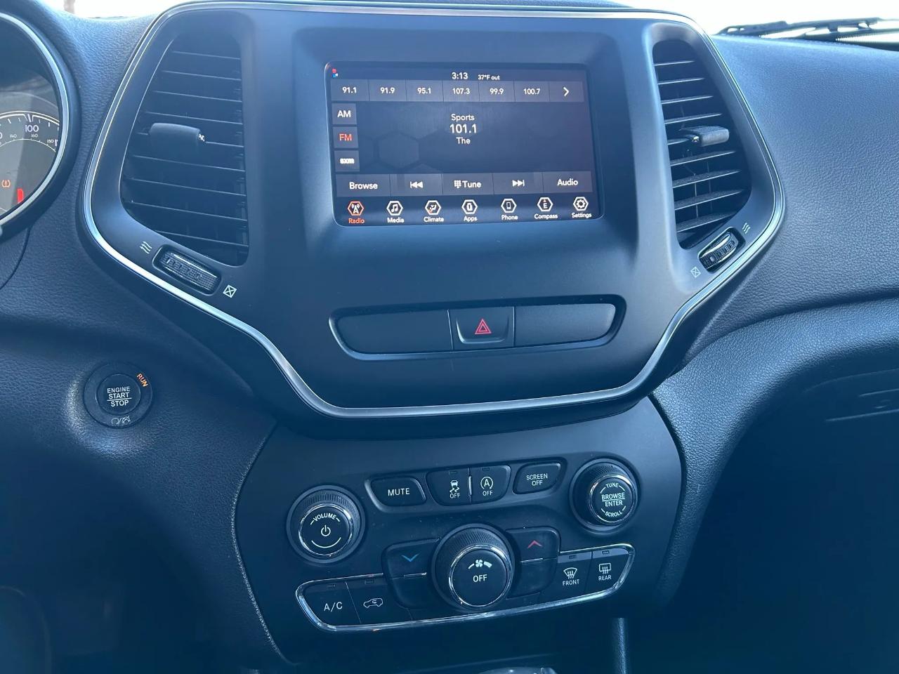 Jeep Cherokee Latitude Plus FWD 2019