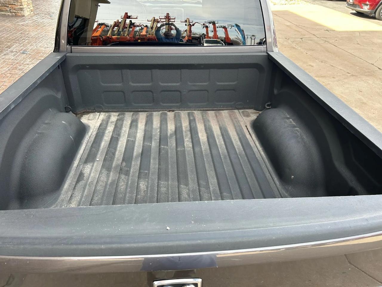 RAM 1500 Classic Tradesman Crew Cab SWB 4WD 2019