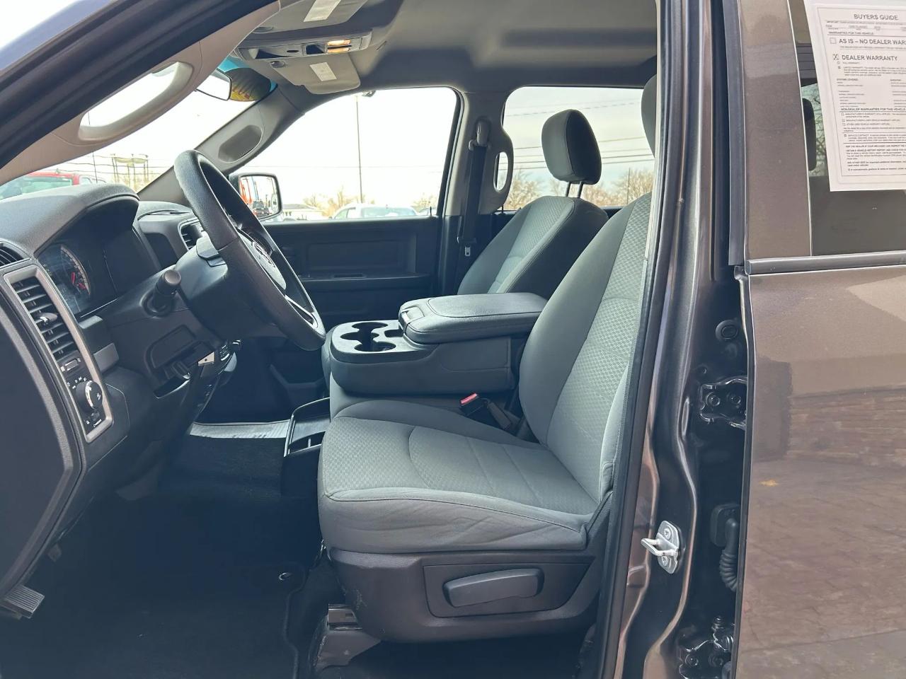 RAM 1500 Classic Tradesman Crew Cab SWB 4WD 2019