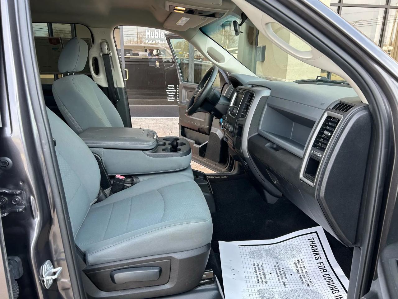 RAM 1500 Classic Tradesman Crew Cab SWB 4WD 2019