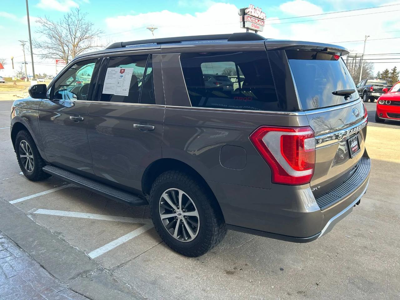 Ford Expedition XLT 4WD 2019