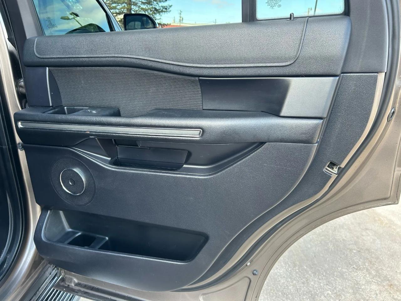 Ford Expedition XLT 4WD 2019