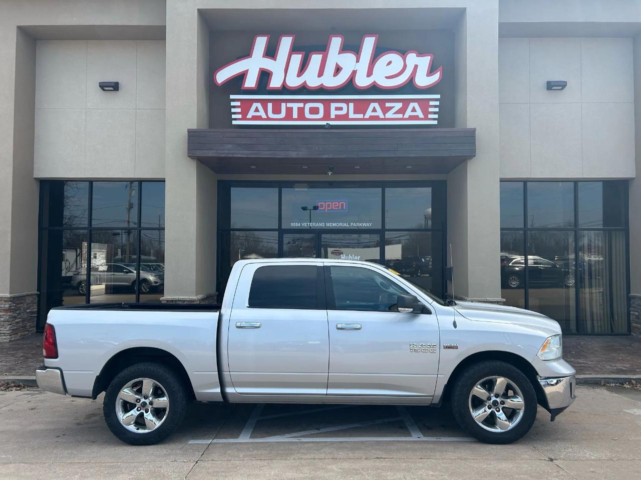 2014 RAM 1500 SLT Crew Cab SWB 2WD