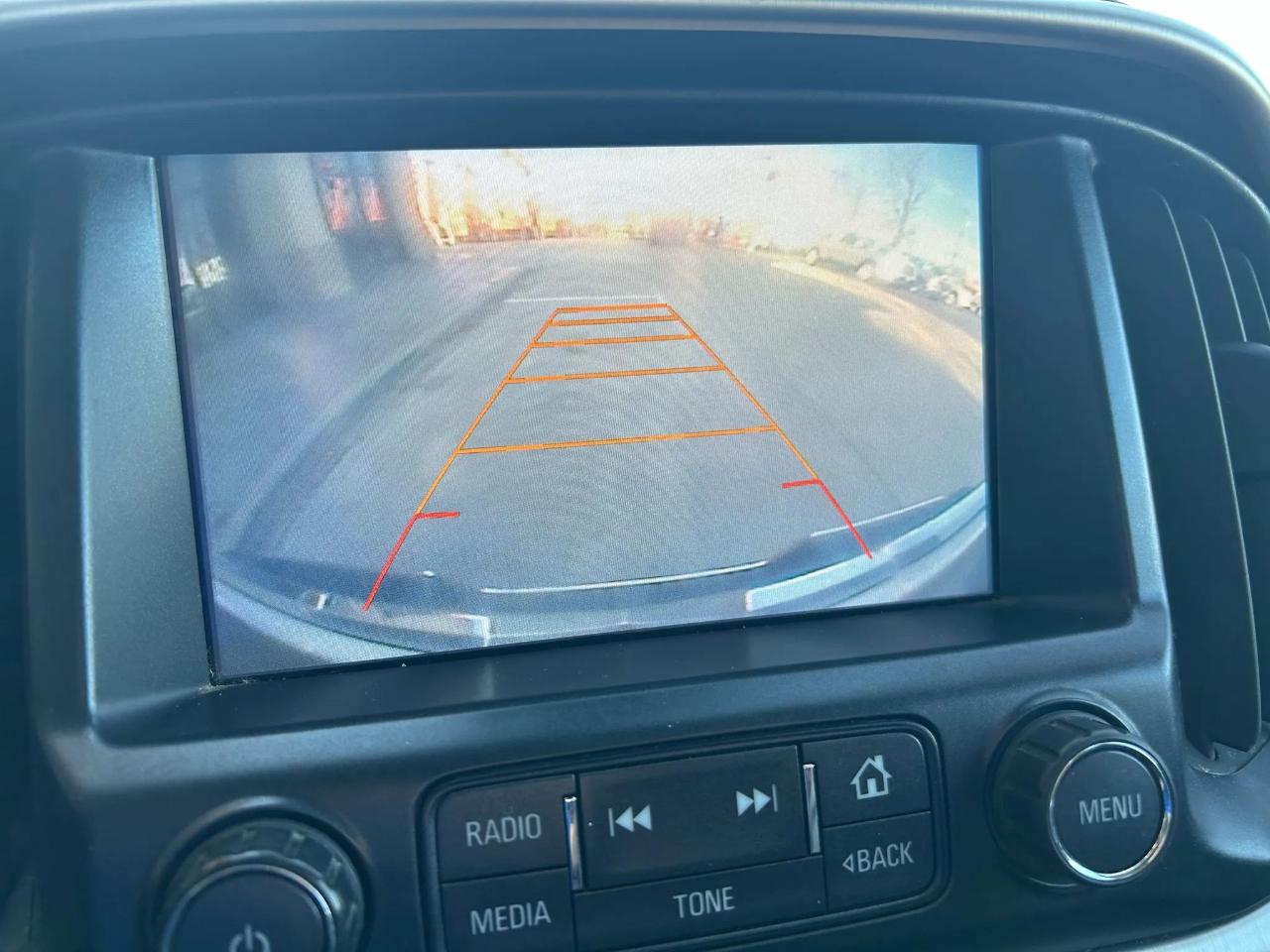 GMC Canyon SLT Crew Cab 4WD Short Box 2016