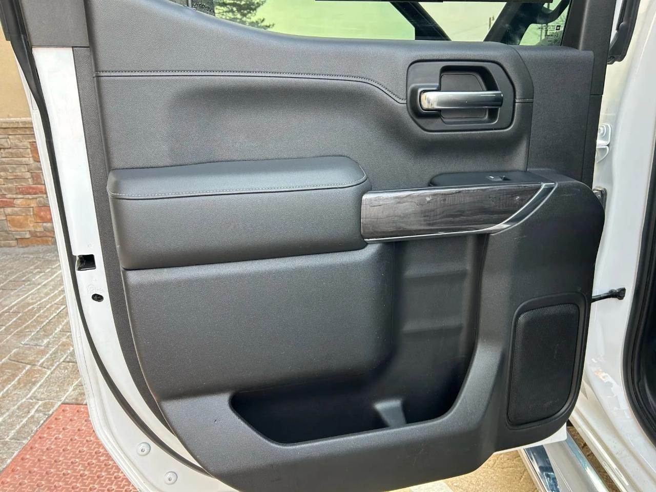 Chevrolet Silverado 1500 LTZ Crew Cab 4WD 2019