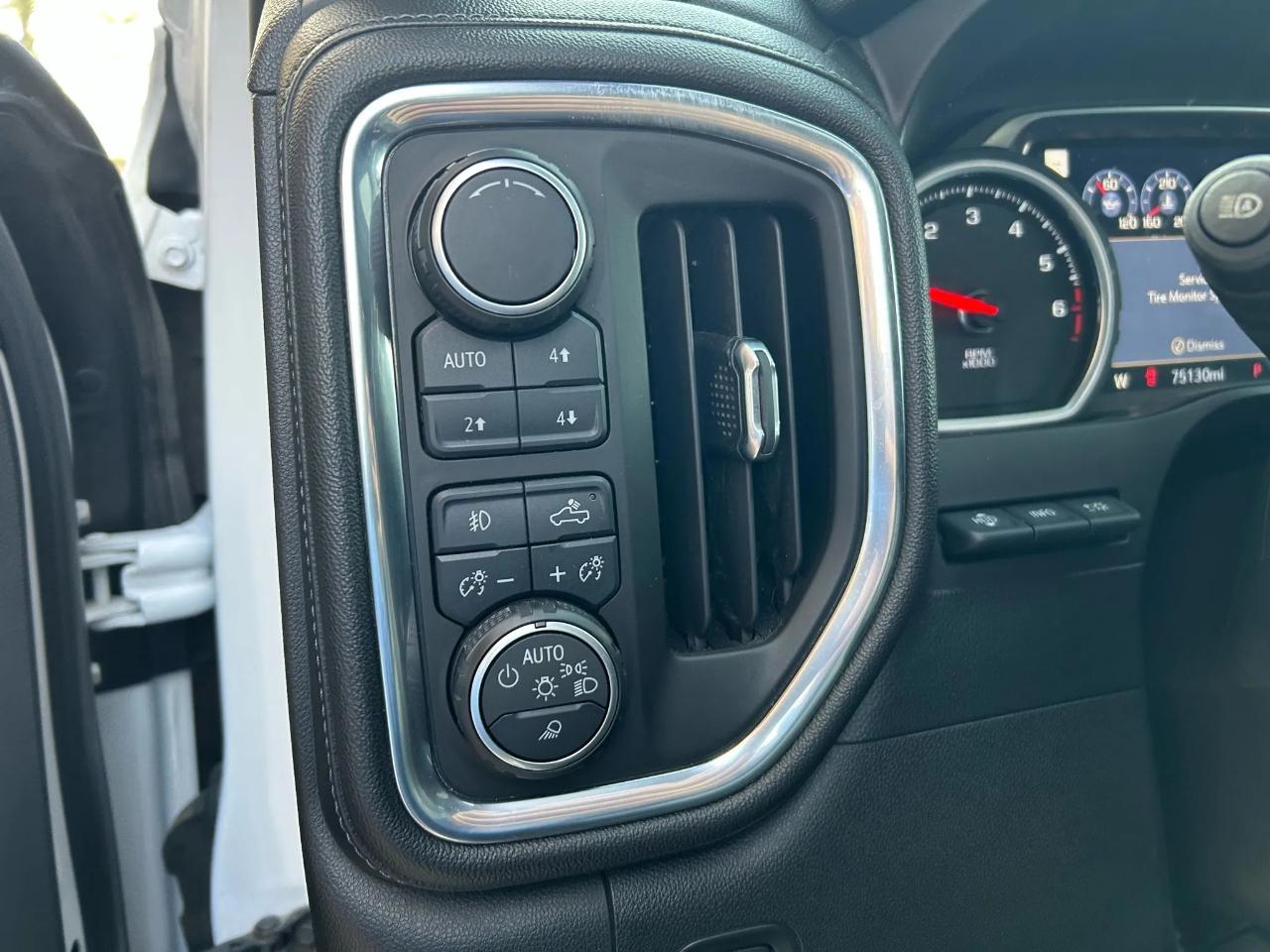 Chevrolet Silverado 1500 LTZ Crew Cab 4WD 2019