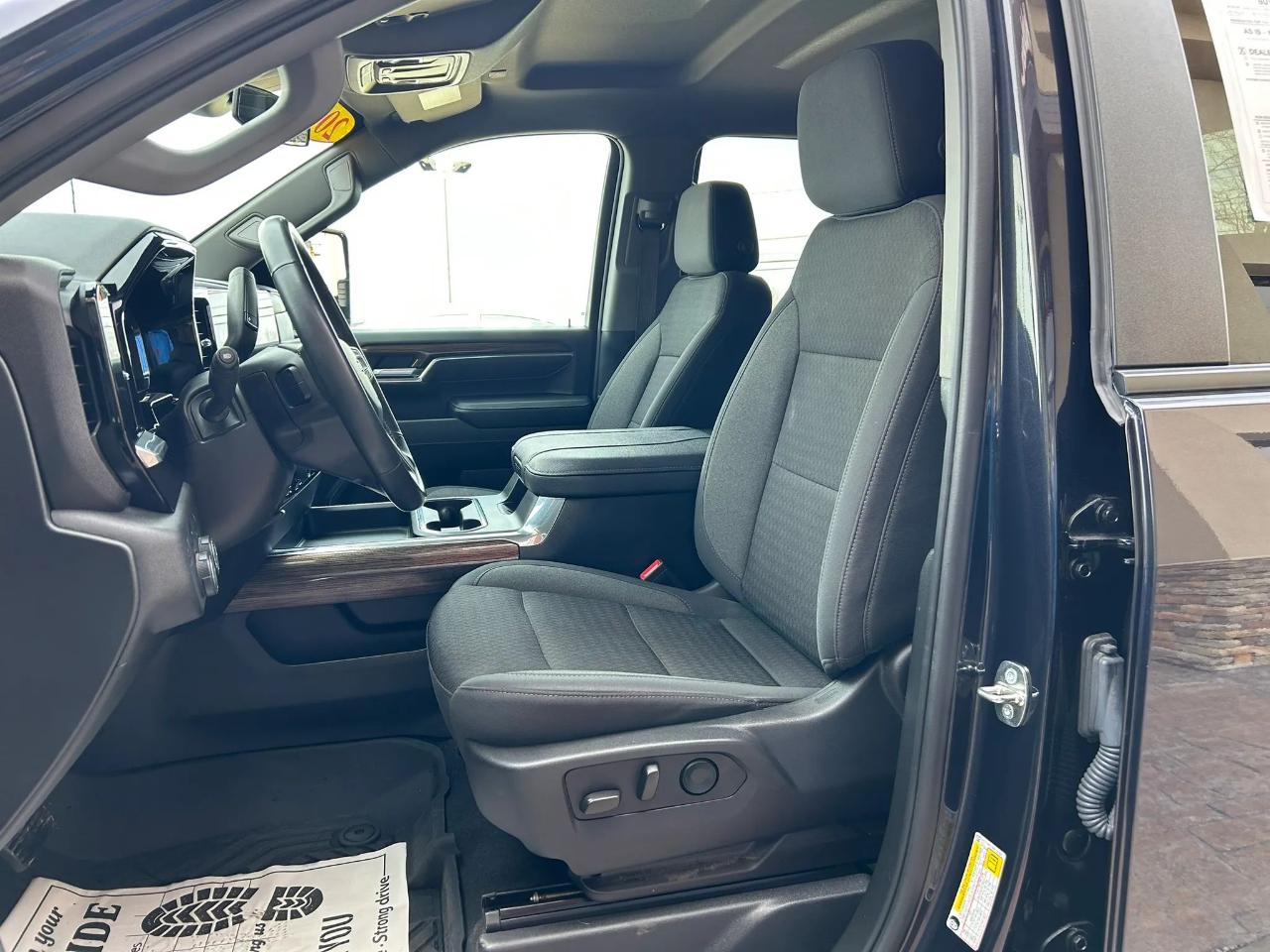 Chevrolet Silverado 2500HD LT Crew Cab Long Box 4WD 2024