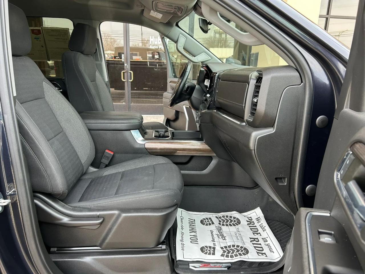 Chevrolet Silverado 2500HD LT Crew Cab Long Box 4WD 2024