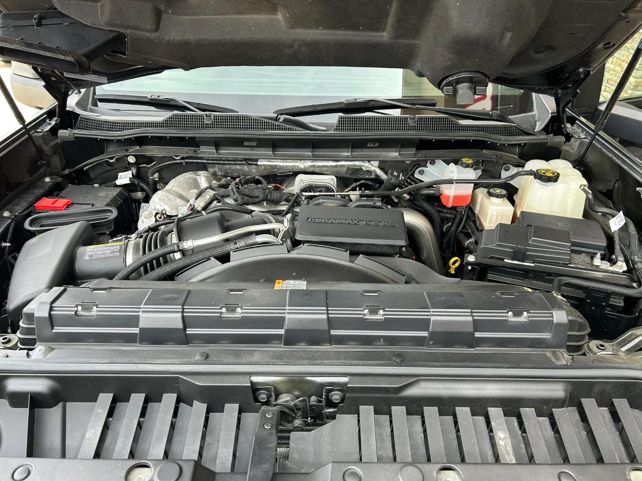 Chevrolet Silverado 2500HD LT Crew Cab Long Box 4WD 2024