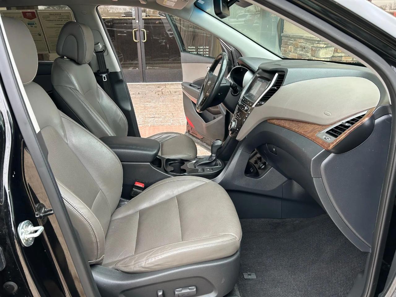 Hyundai Santa Fe XL SE Ultimate 2019