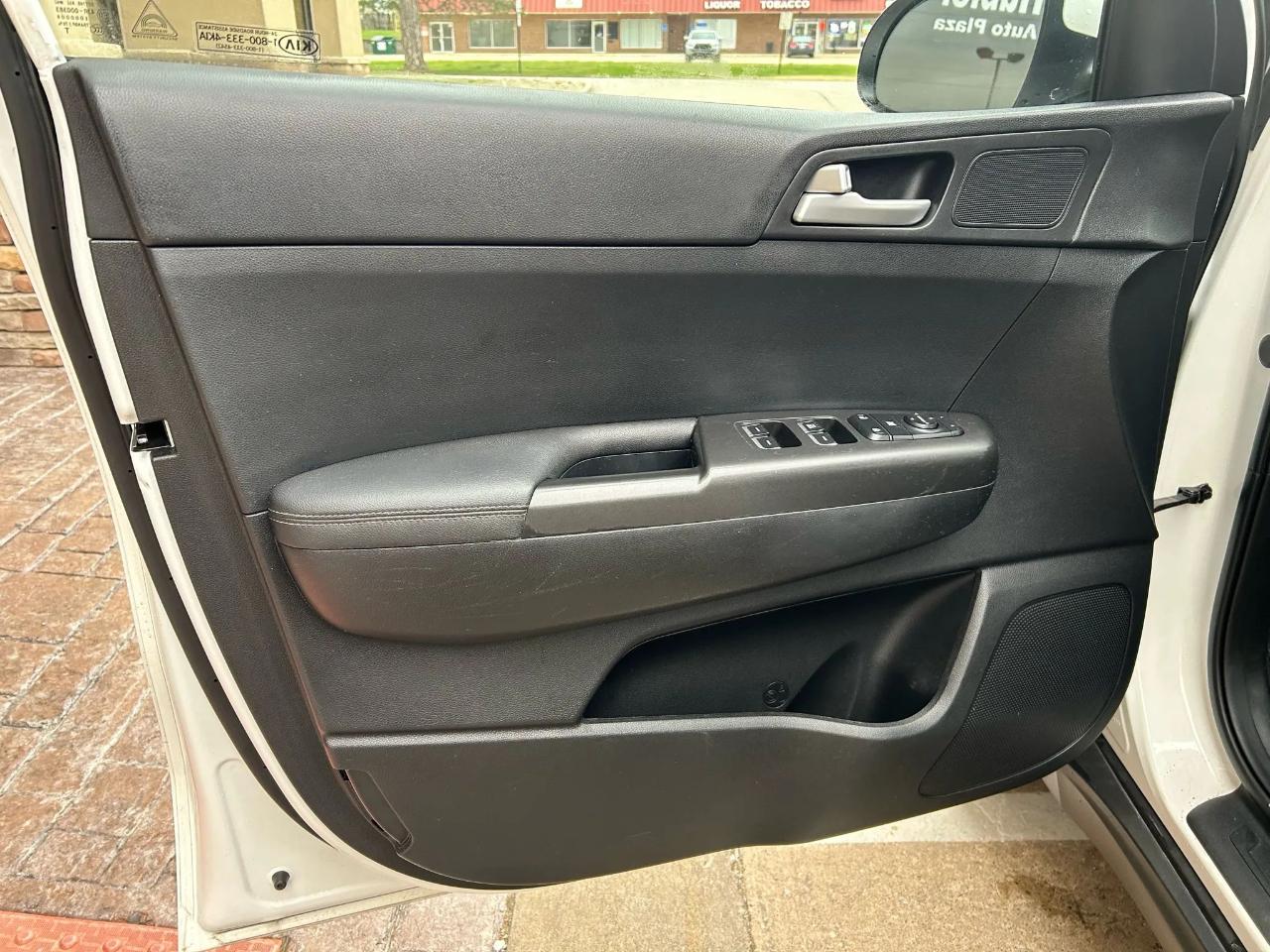 Kia Sportage LX FWD 2020