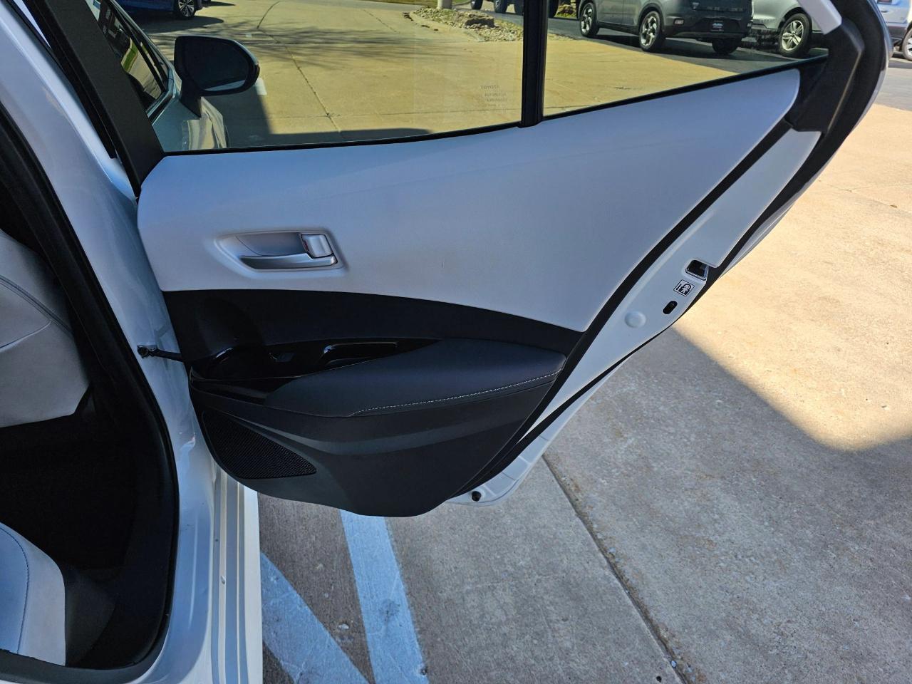 Toyota Corolla XSE Hatchback CVT 2021