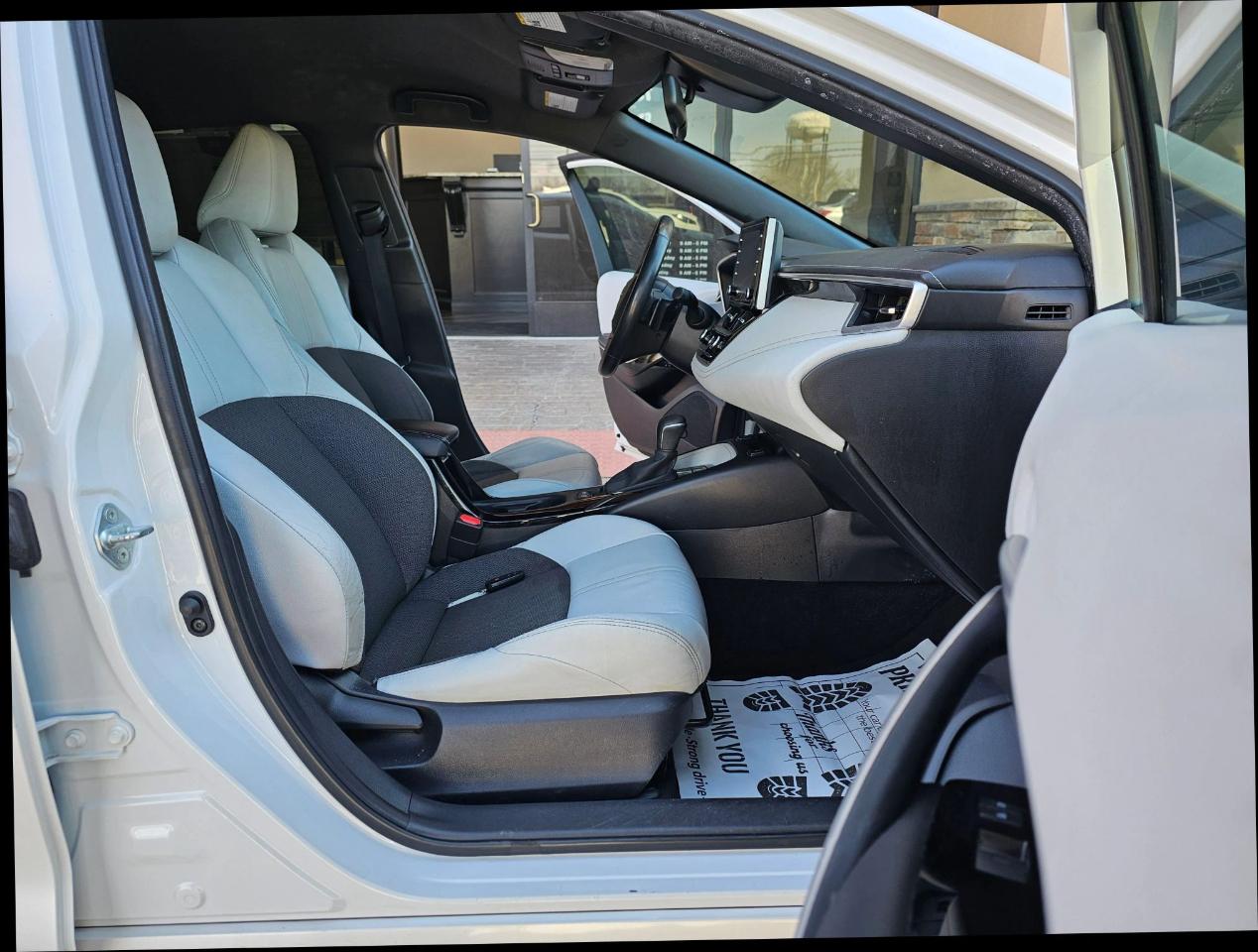 Toyota Corolla XSE Hatchback CVT 2021