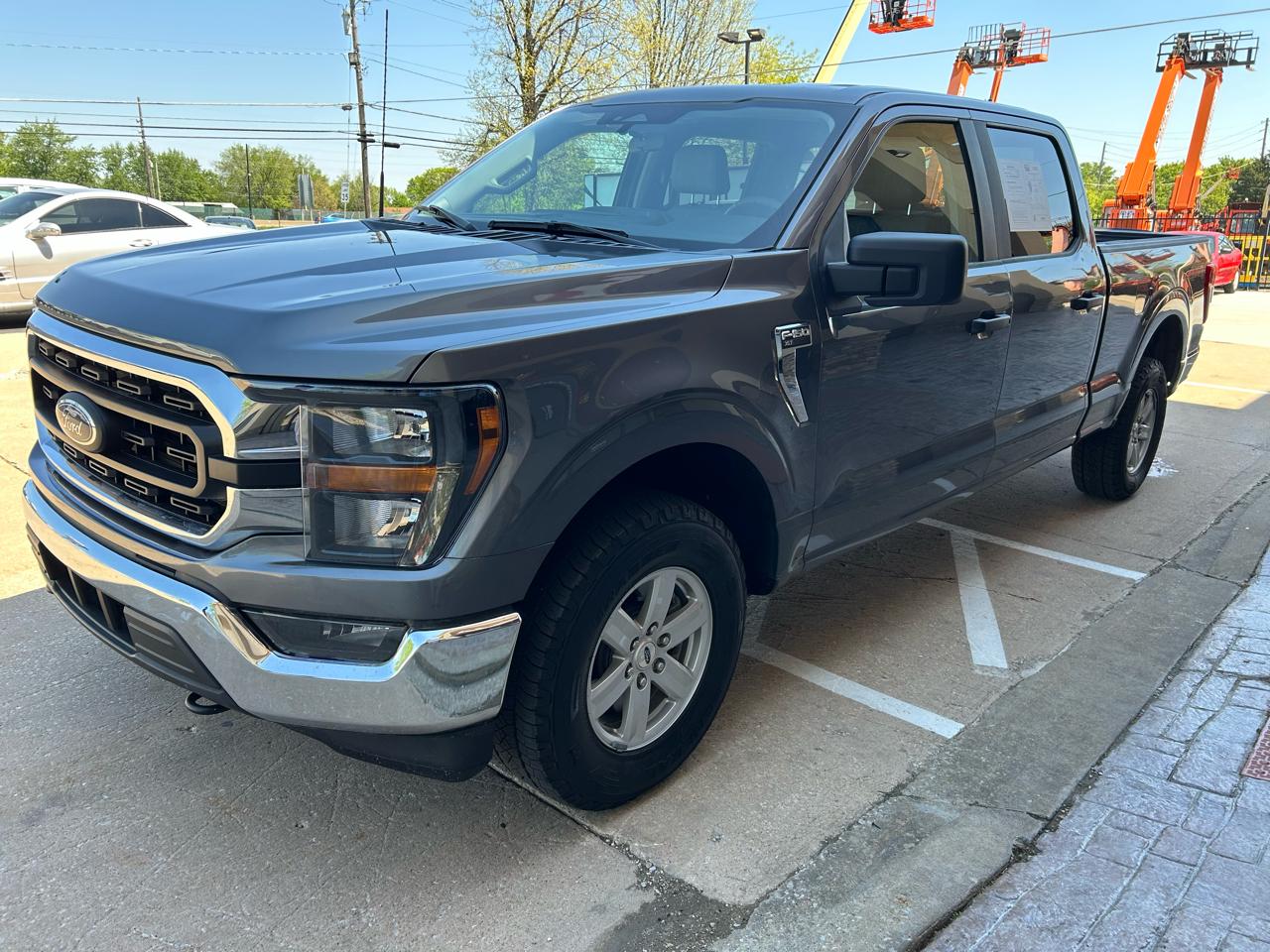 Ford F-150 XLT 4WD SuperCrew 6.5' Box 2023