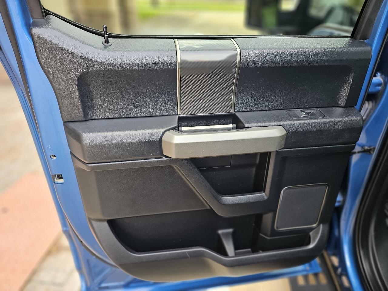 Ford F-150 Raptor SuperCrew 4WD 2020