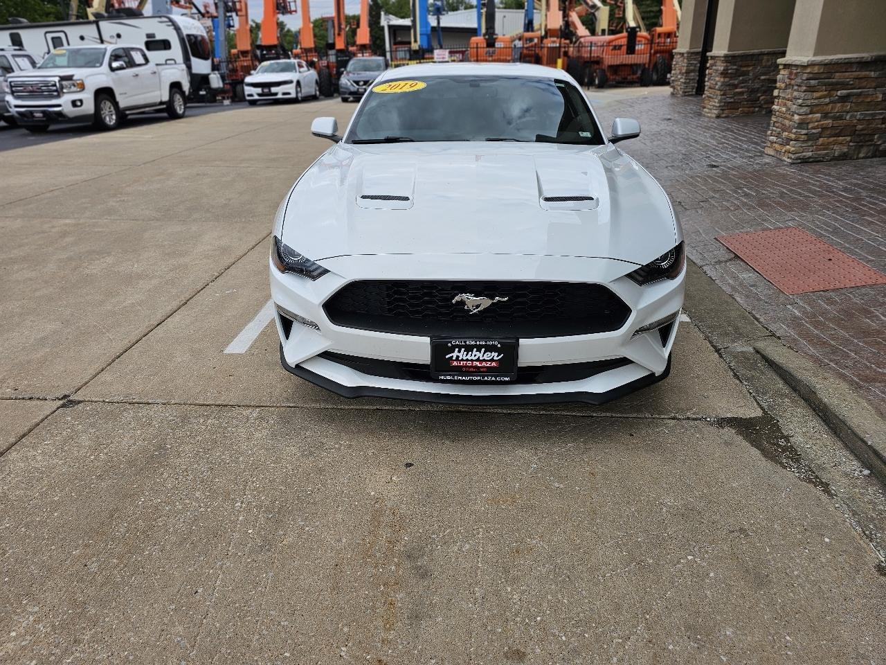 Ford Mustang EcoBoost Coupe 2019