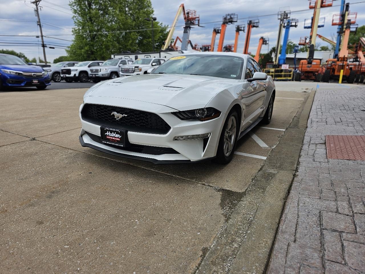 Ford Mustang EcoBoost Coupe 2019