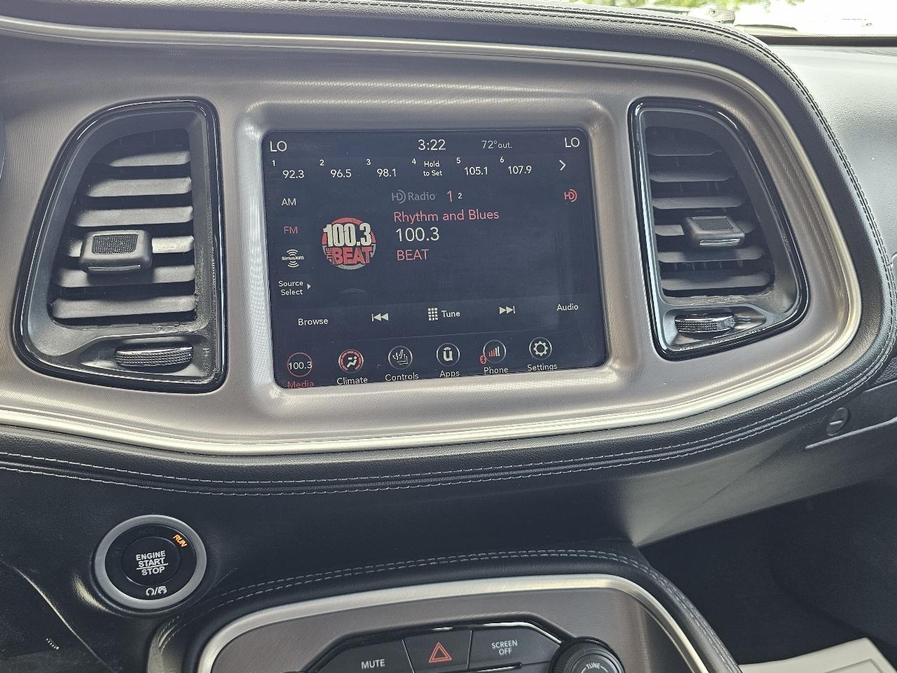 Dodge Challenger SXT 2022