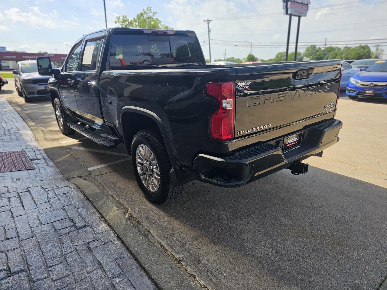 Chevrolet Silverado 2500HD High Country Crew Cab Long Box 4WD 2020