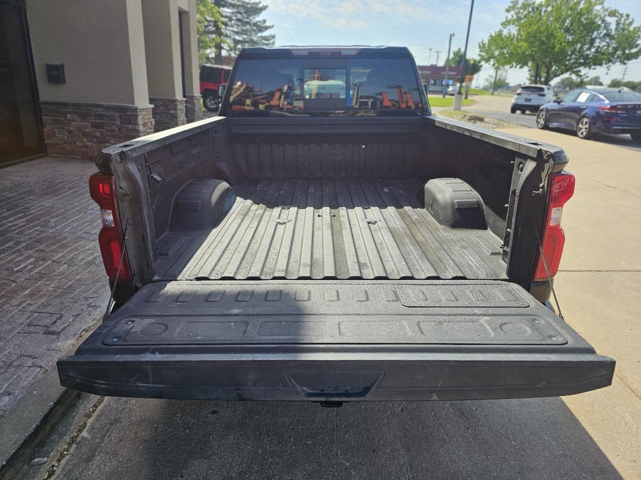 Chevrolet Silverado 2500HD High Country Crew Cab Long Box 4WD 2020