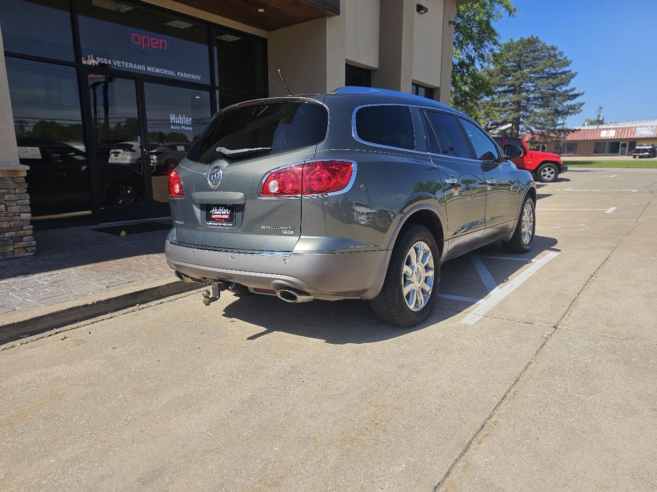 Buick Enclave CXL-2 FWD 2011
