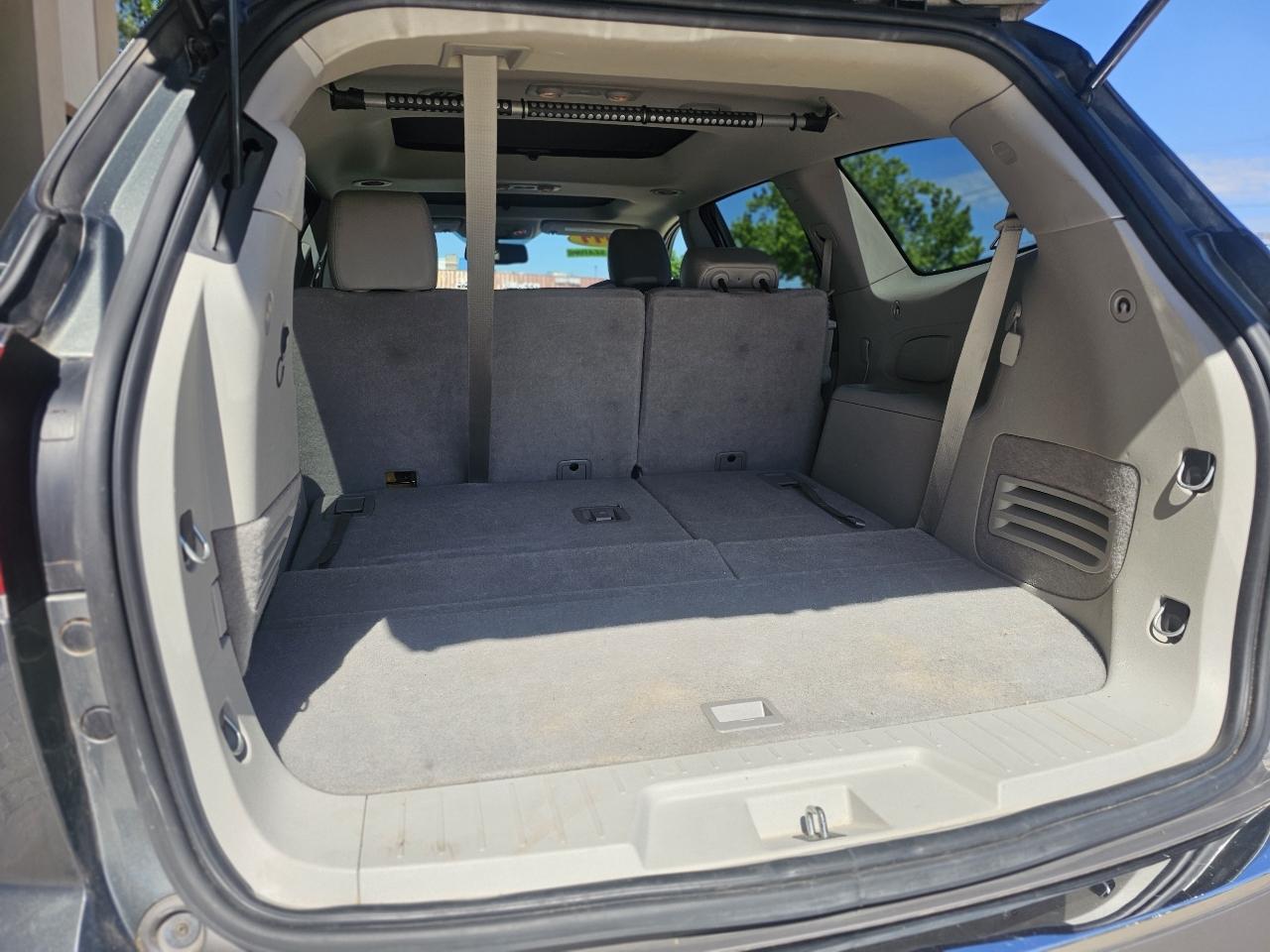 Buick Enclave CXL-2 FWD 2011