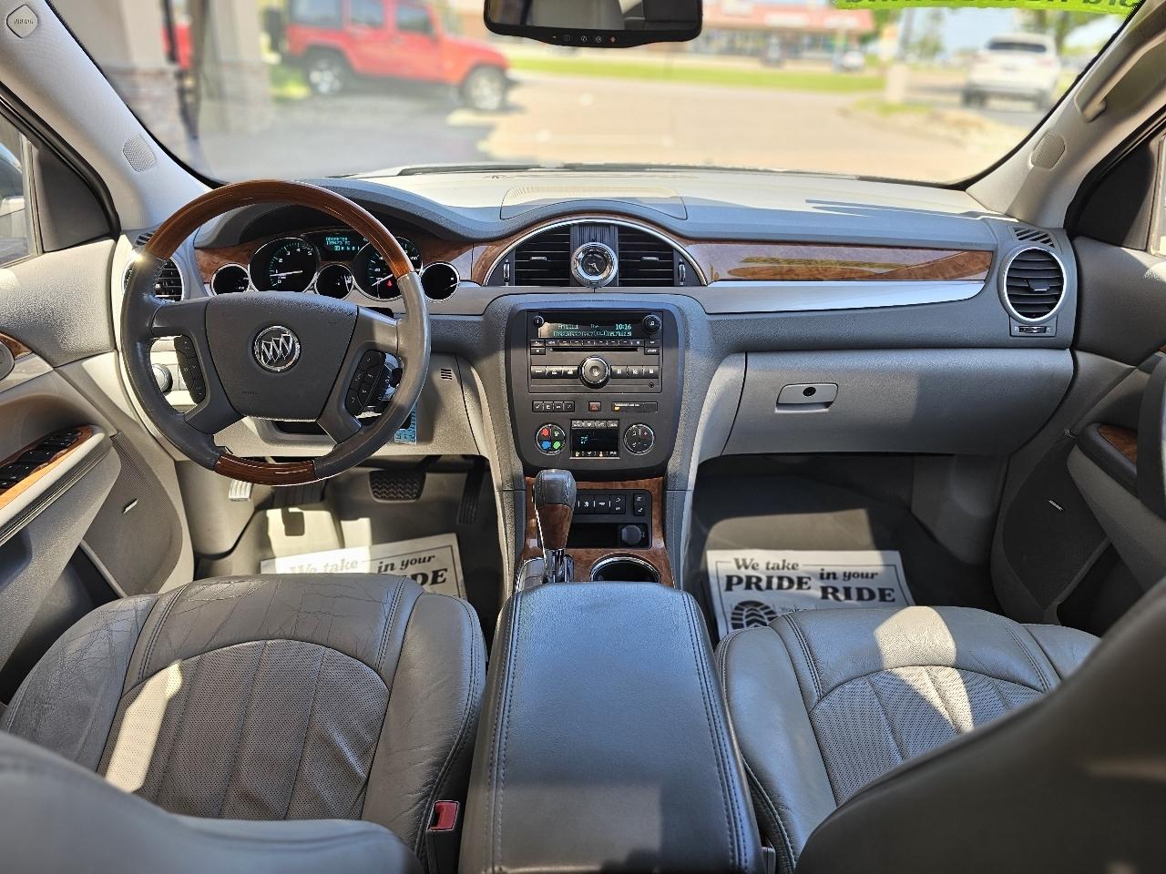 Buick Enclave CXL-2 FWD 2011