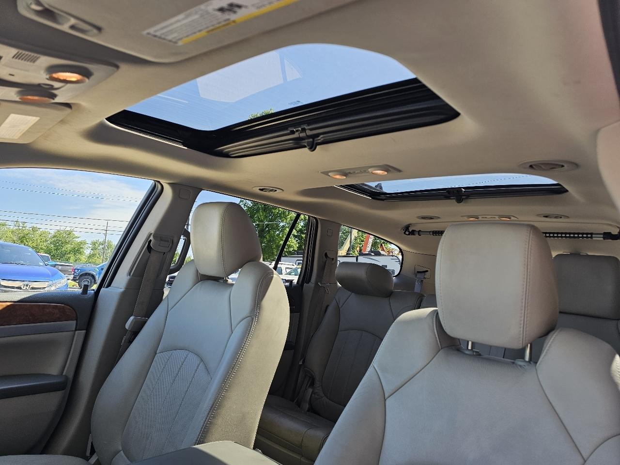 Buick Enclave CXL-2 FWD 2011