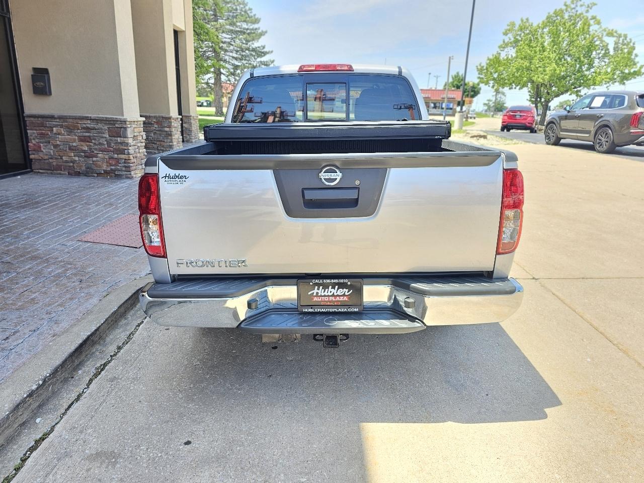 Nissan Frontier S Crew Cab 5AT 2WD 2018