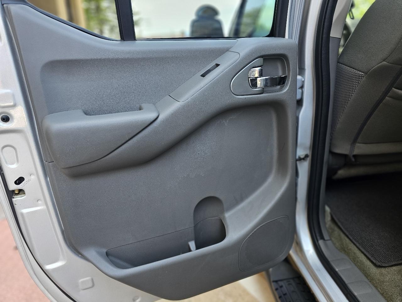 Nissan Frontier S Crew Cab 5AT 2WD 2018