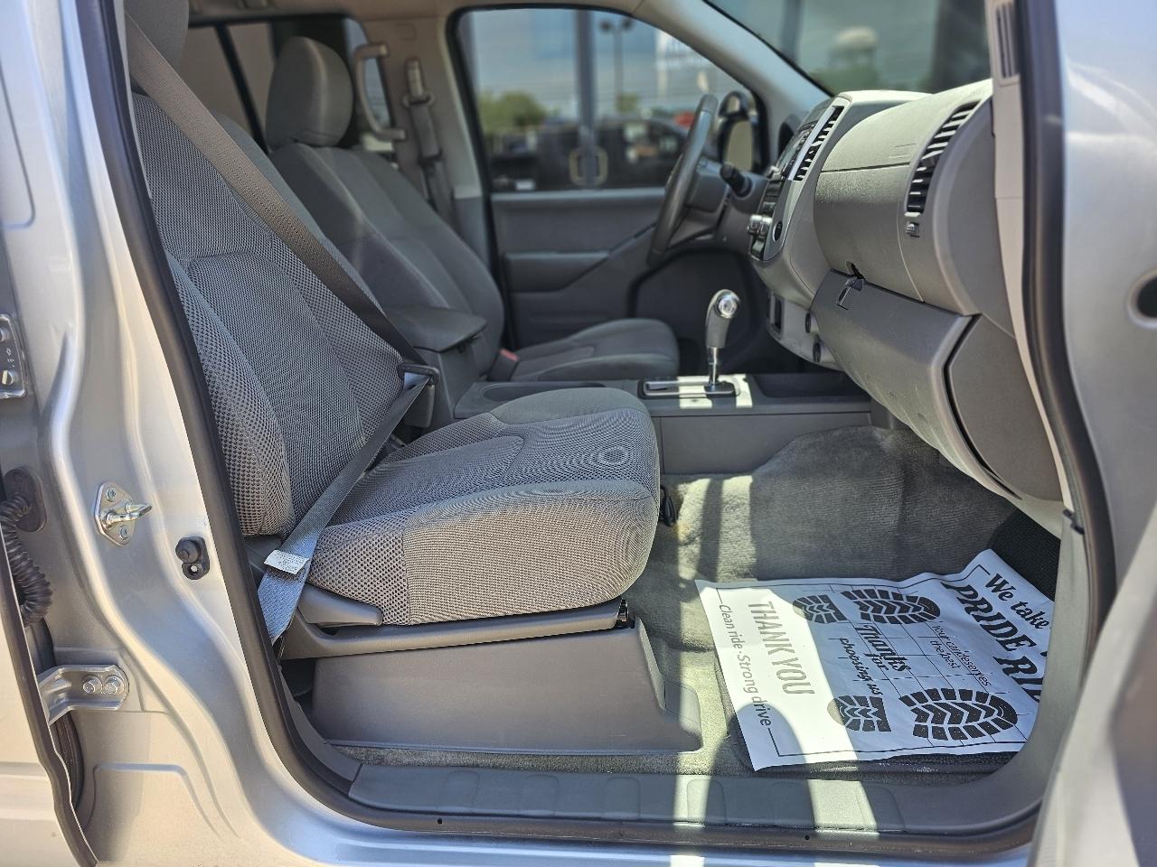 Nissan Frontier S Crew Cab 5AT 2WD 2018