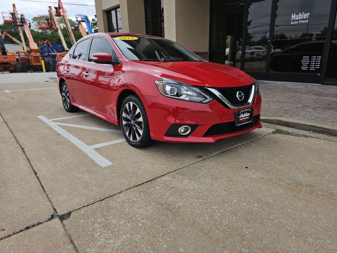 2019 Nissan Sentra SR CVT's photo