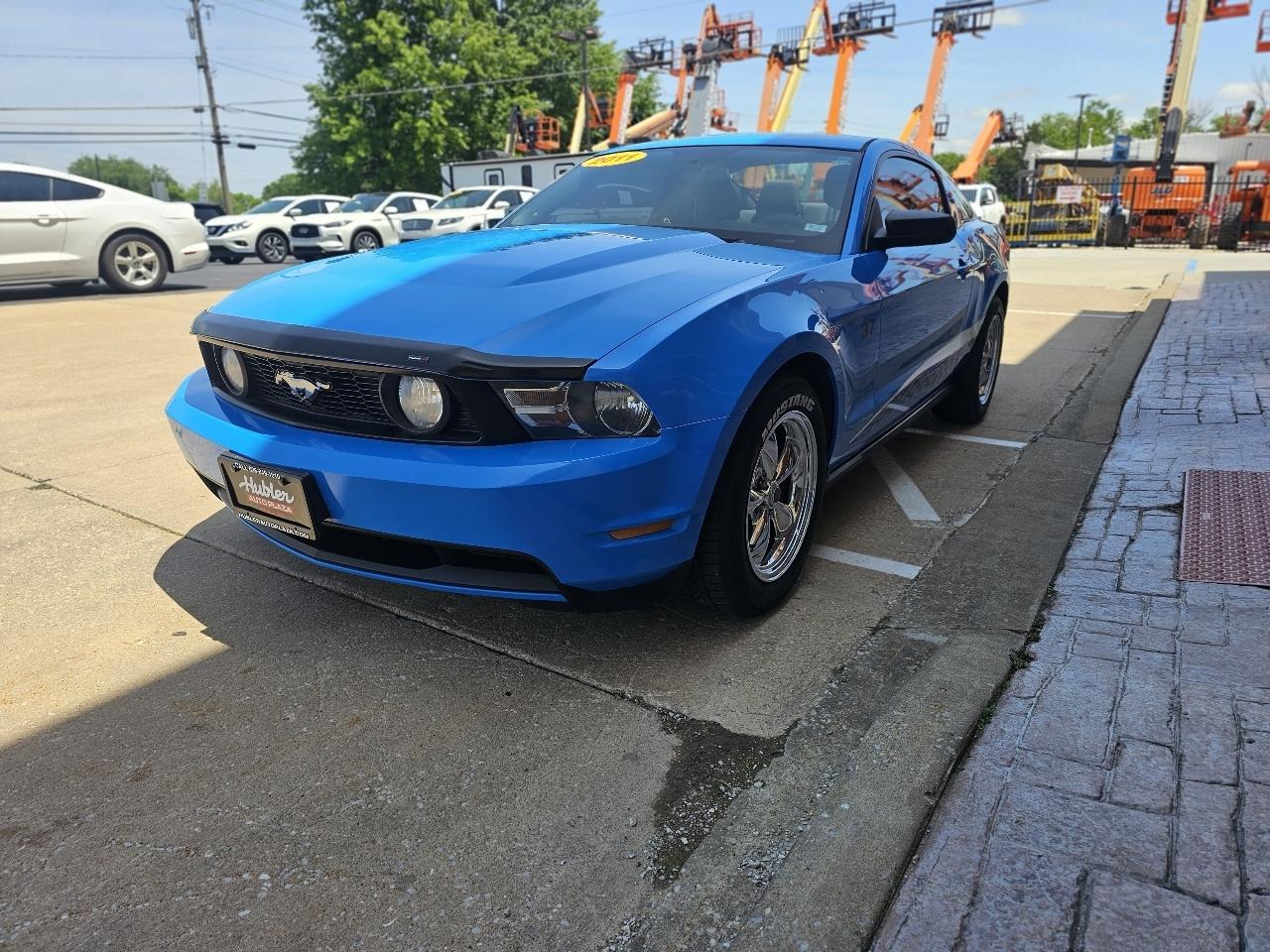 Ford Mustang V6 Coupe 2011