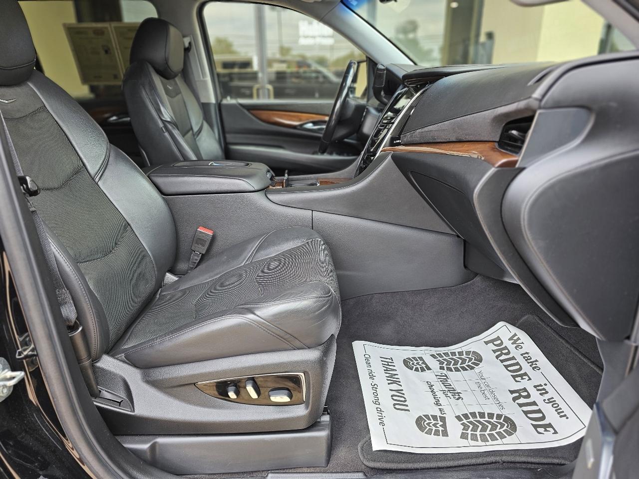 Cadillac Escalade ESV Premium Luxury 4WD 2020