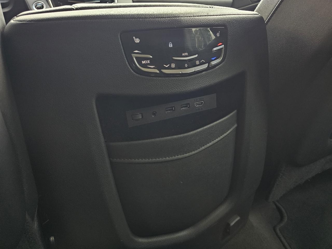 Cadillac Escalade ESV Premium Luxury 4WD 2020
