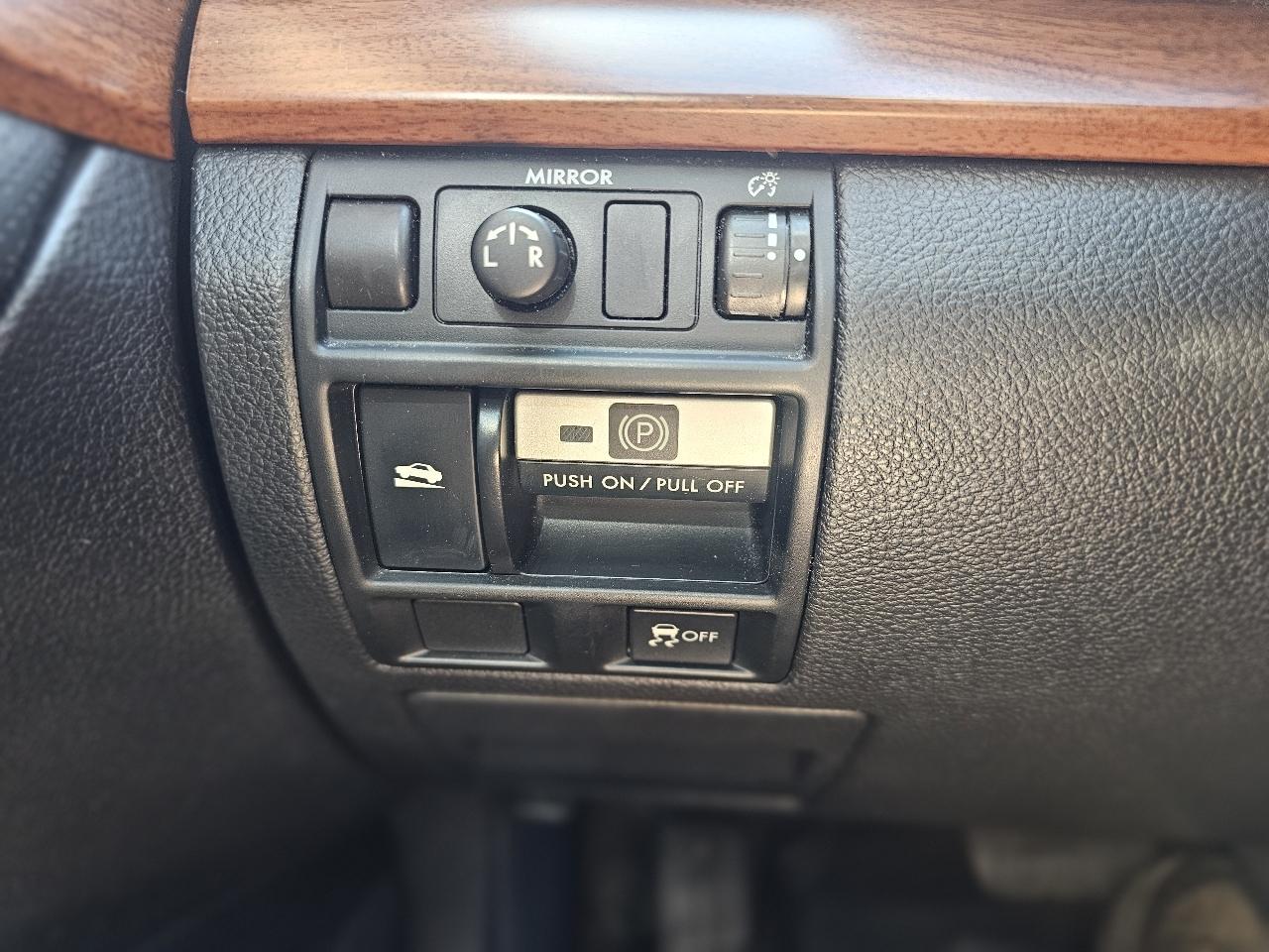 Subaru Outback 2.5i Limited 2013