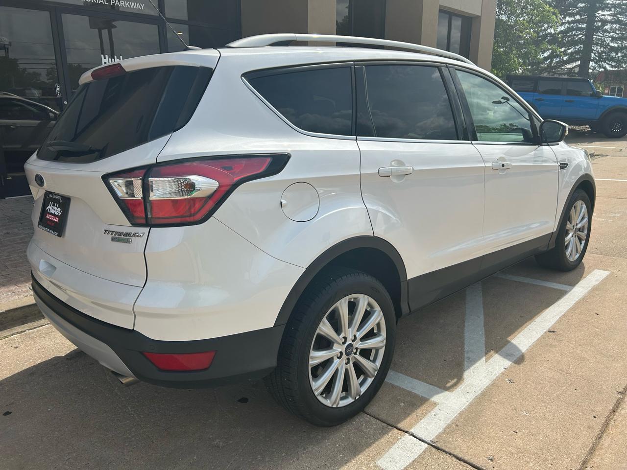 Ford Escape Titanium FWD 2017