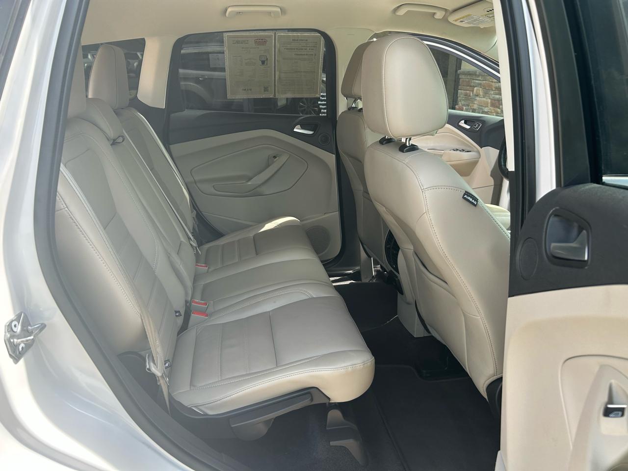 Ford Escape Titanium FWD 2017