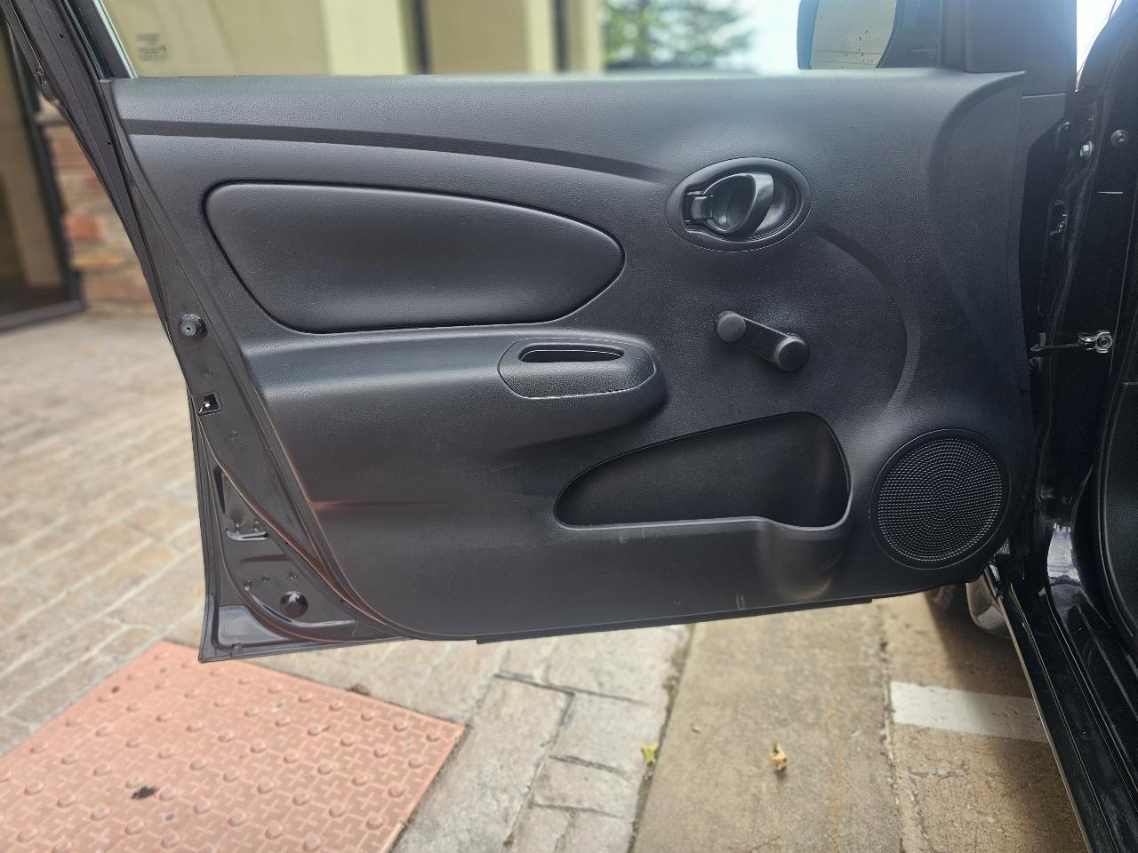 Nissan Versa 1.6 S 4A 2019