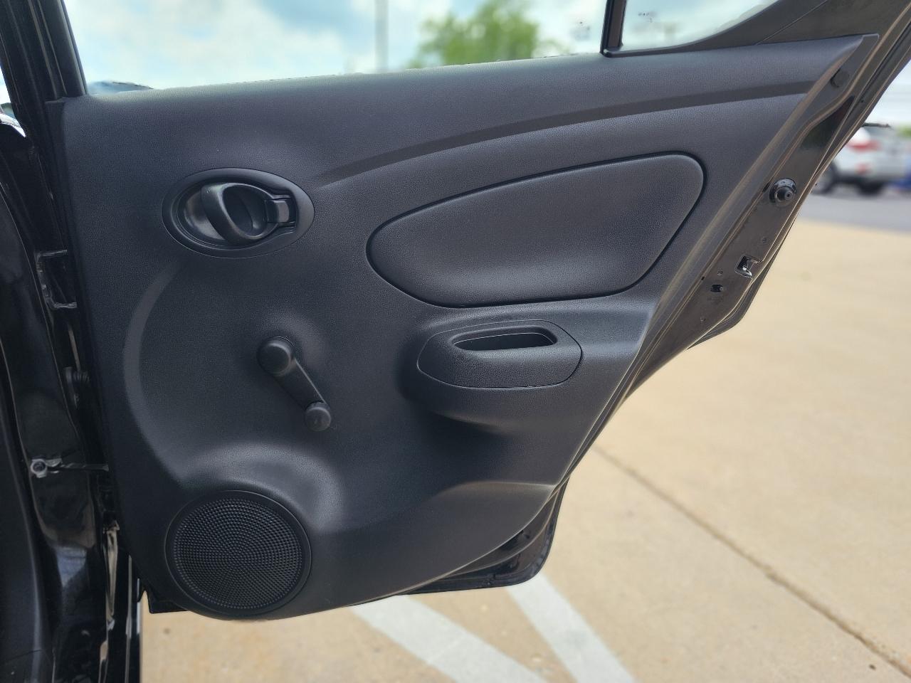 Nissan Versa 1.6 S 4A 2019