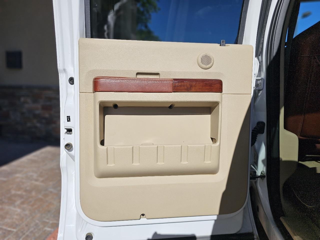 Ford F-350 SD King Ranch Crew Cab 4WD 2008