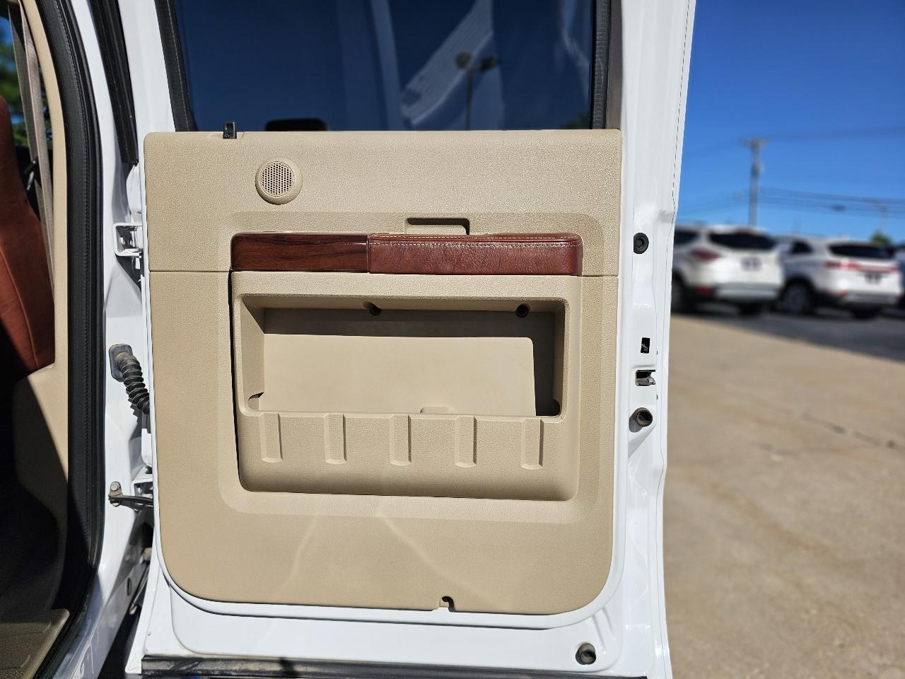 Ford F-350 SD King Ranch Crew Cab 4WD 2008