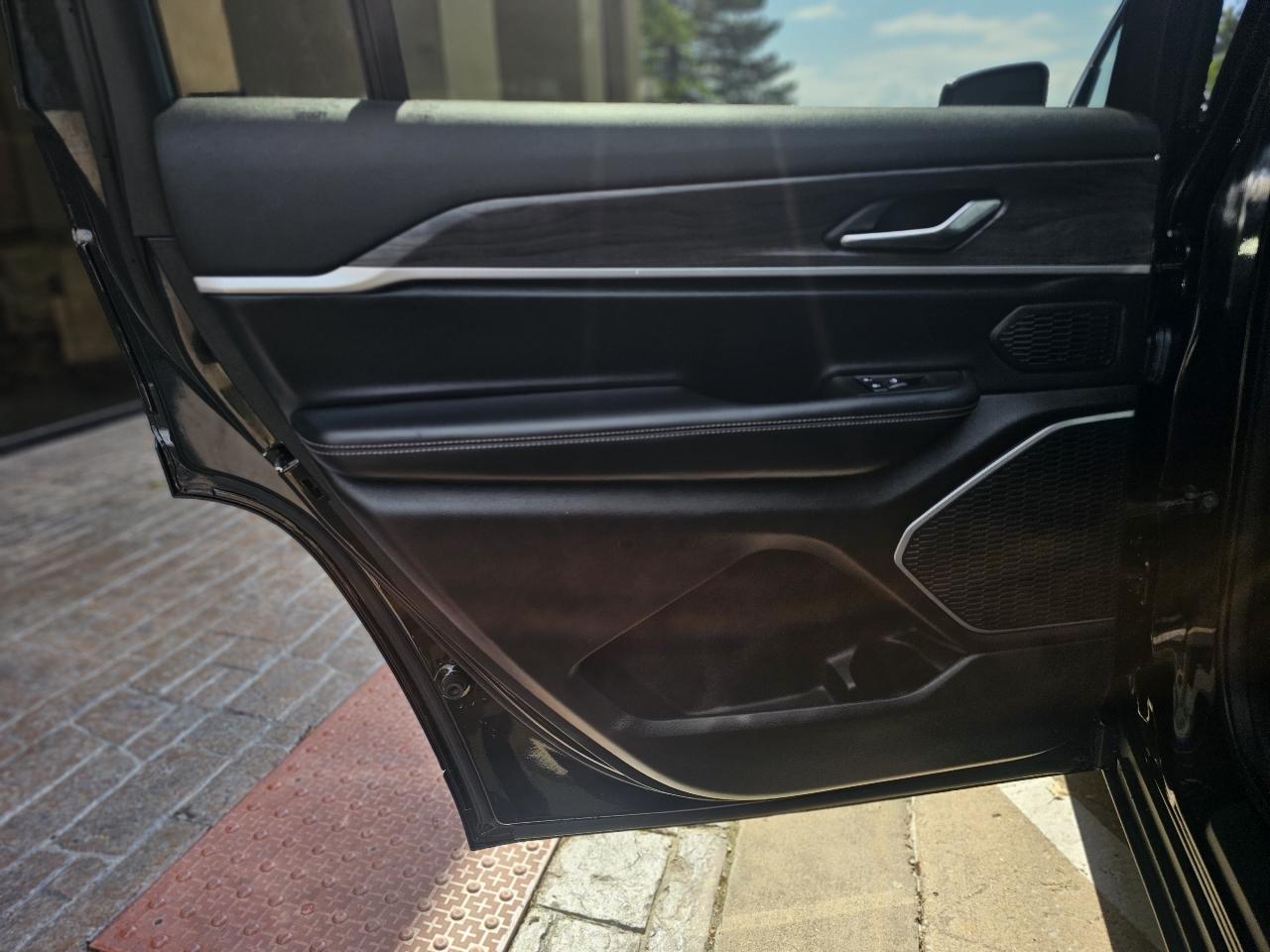 Jeep Grand Cherokee Limited 4WD 2021
