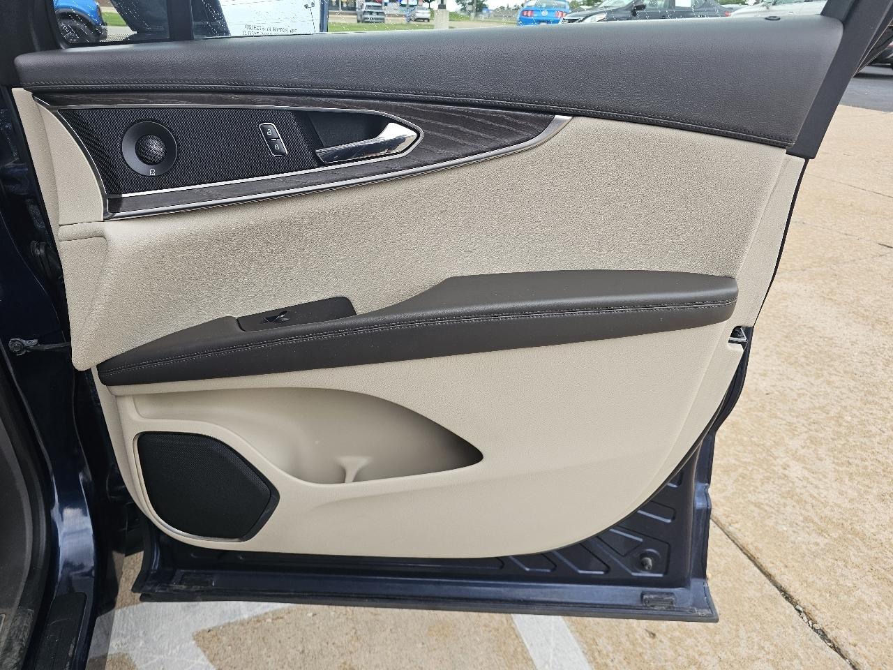 Lincoln MKX Reserve AWD 2017