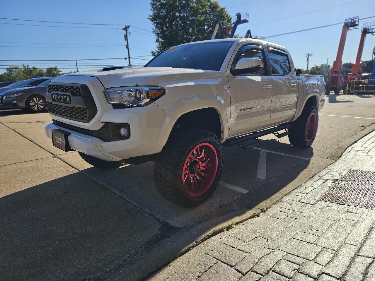 Toyota Tacoma SR5 Double Cab Long Bed V6 6AT 4WD 2019