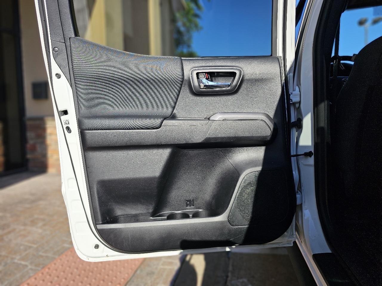 Toyota Tacoma SR5 Double Cab Long Bed V6 6AT 4WD 2019