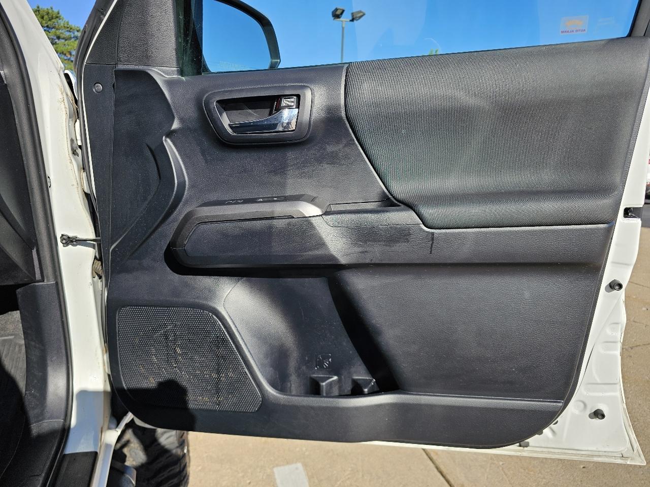 Toyota Tacoma SR5 Double Cab Long Bed V6 6AT 4WD 2019