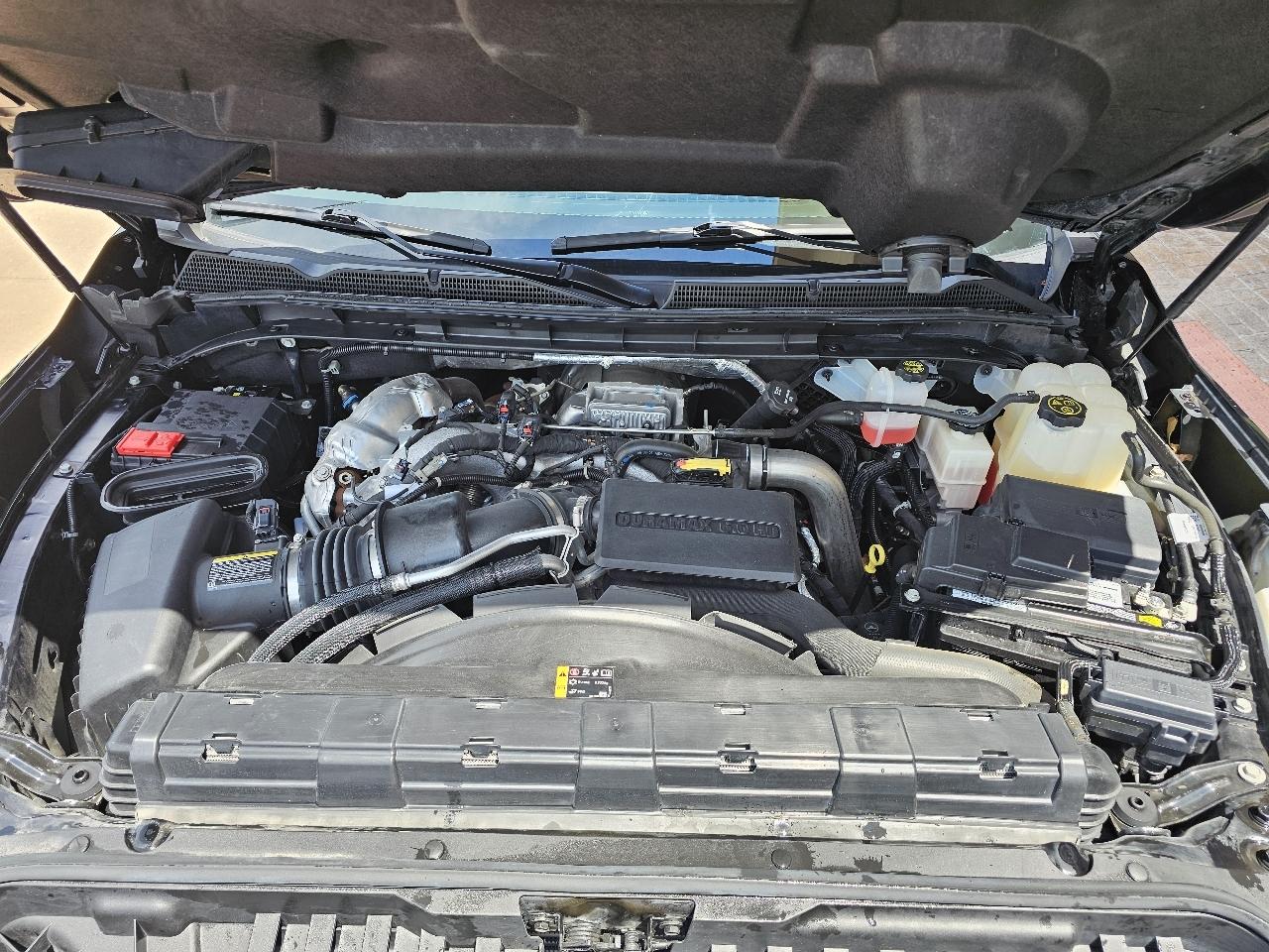 GMC Sierra 2500HD Denali Crew Cab 4WD SB 2023