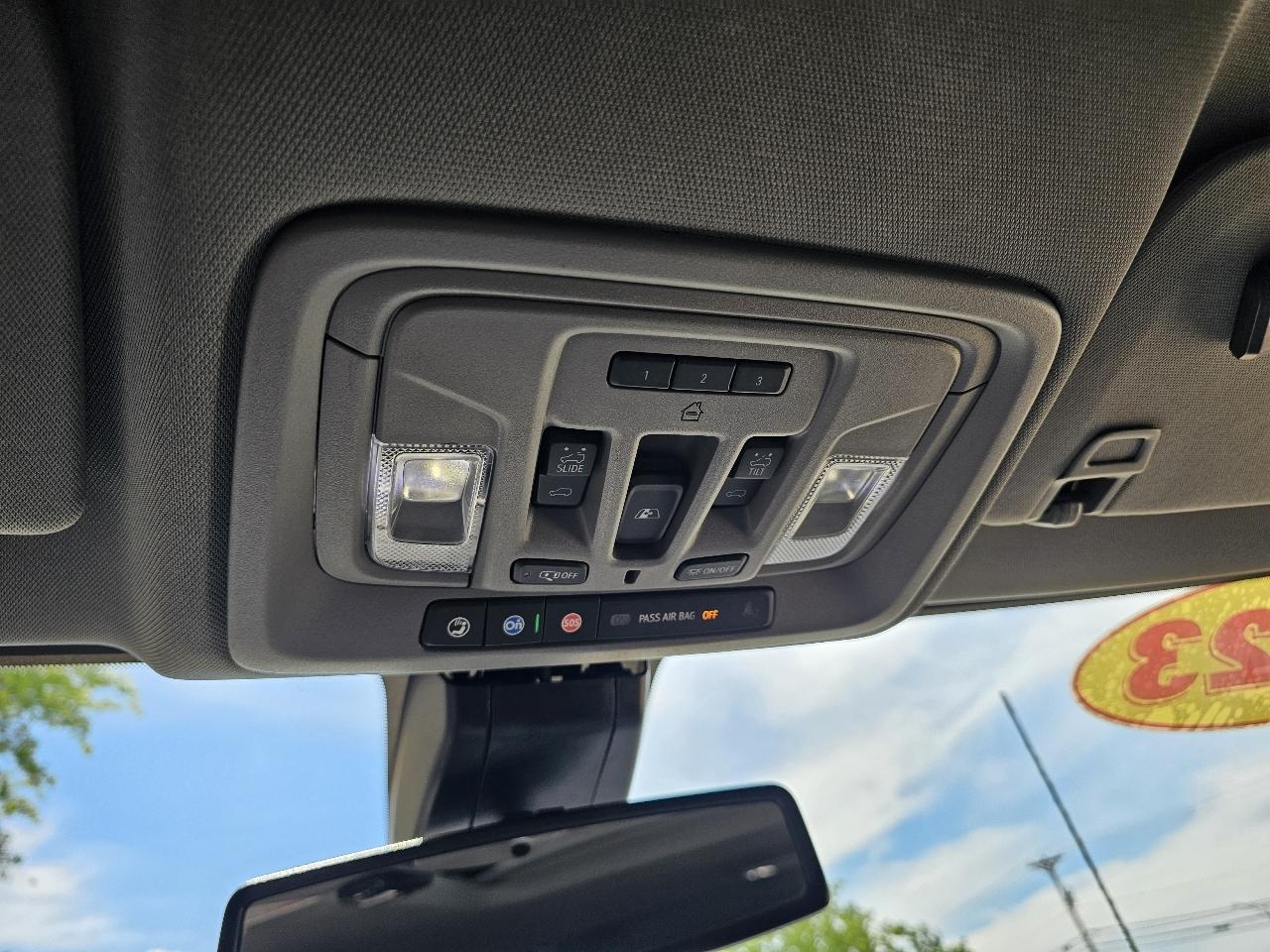 GMC Sierra 2500HD Denali Crew Cab 4WD SB 2023